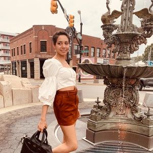 Meet your Posher, Kya